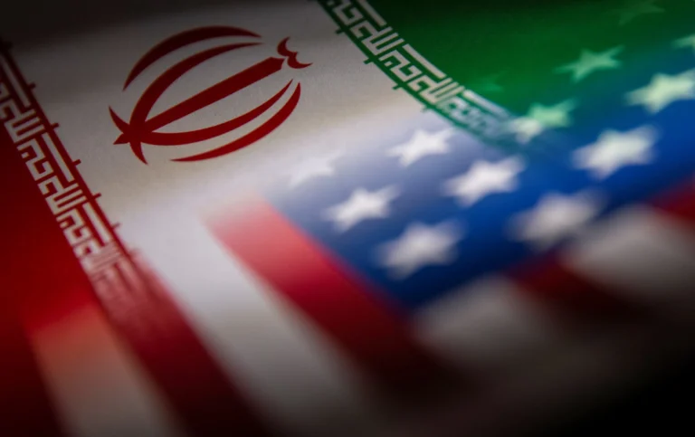 پیشنهاد یک تریلیون دلاری ایران به آمریکا: فرصت‌ها و چالش‌ها