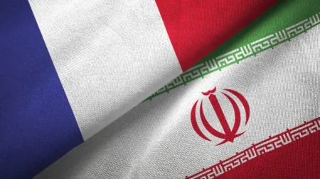 فرانسه از ایران به دیوان دادگستری بین‌المللی شکایت کرد؛ نقض حقوق کنسولی و دیپلماسی گروگان‌گیری در مرکز توجه