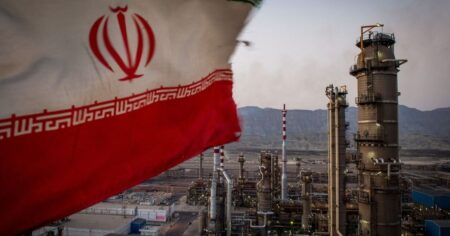 از فساد تا بی‌تدبیری؛ کمبود انرژی ۱۴۰۴ چگونه پیش از گرما مردم را در تاریکی فرو برد؟