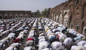 بالاترین نرخ رشد در ادیان متعلق به چه کسانی است؟