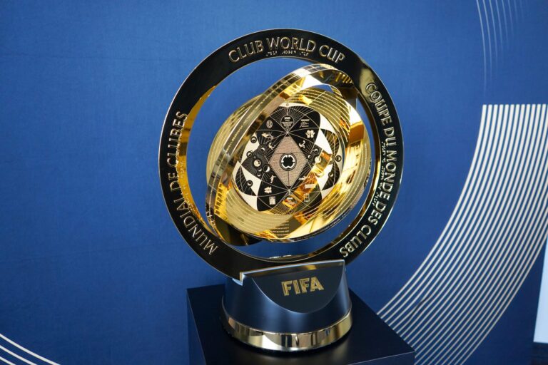 الهلال در برابر سامبا و چلسی در نبرد انتقام: هیجان جام جهانی باشگاه‌ها 2025 امشب به اوج می‌رسد