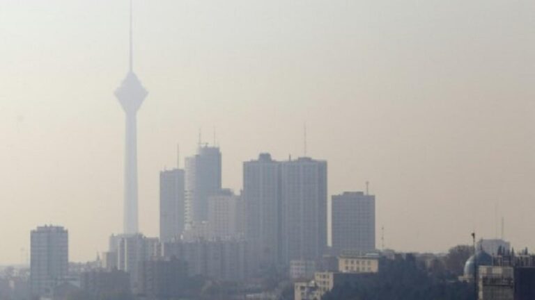 شاخص آلودگی تهران در کانون بحران: آیا نفس کشیدن هنوز ممکن است؟