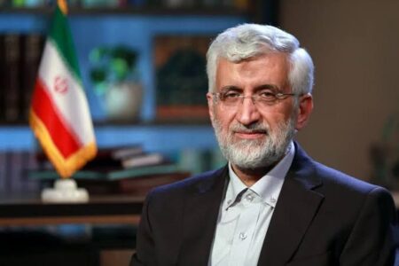 اظهارات جلیلی درباره گوساله‌پرستی، توازن نظام در تهران را بر هم زد