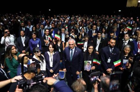 شگفتی مهرگان.. شاهزاده رضا پهلوی از رونمایی «ایران را پس می‌گیریم» خبر داد