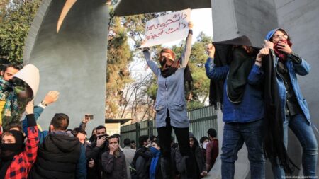 آنچه حکومت اعلام نکرد: میزان سردرگمی نظام ایران