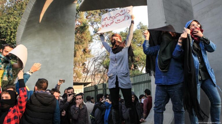 آنچه حکومت اعلام نکرد: میزان سردرگمی نظام ایران
