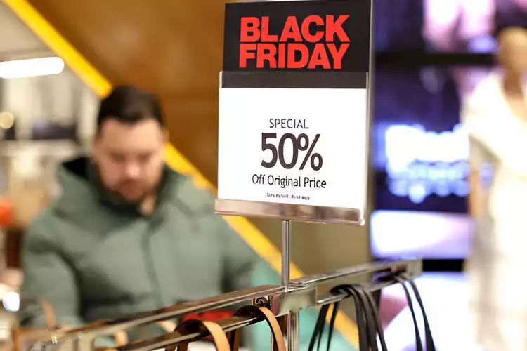 همه چیز درباره تاریخ جمعه سفید در ایران همه چیز درباره تاریخ جمعه سفید در ایران