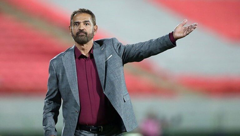 فیروز کریمی و لحظه داغ مورچه فیروز کریمی و لحظه داغ مورچه