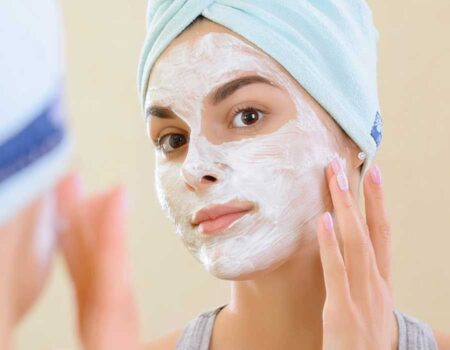 ۳ ماسک صورت طبیعی که به شما یک اثر "فیلتر" واقعی می‌دهند