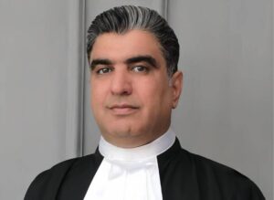 چه کسی خسرو علیکردی را کشت؟ چه کسی خسرو علیکردی را کشت؟