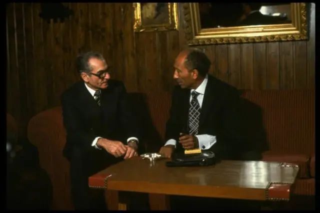 از تهران تا قاهره: روایت دوستیای که بر سیاست پیروز شد