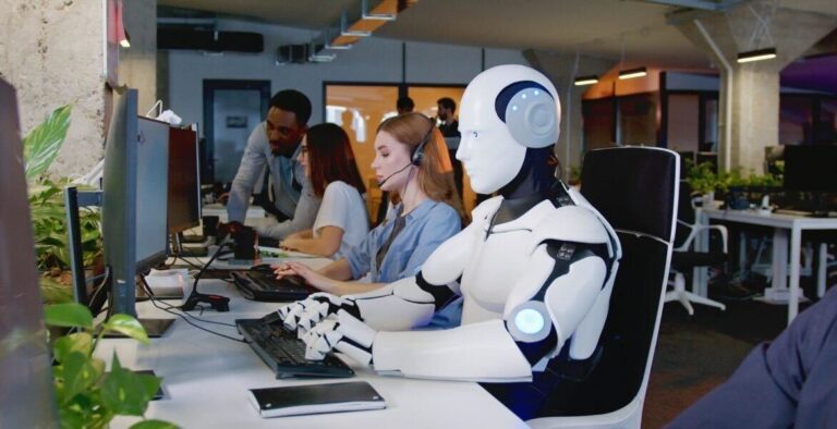 هوش مصنوعی جایگزین کارمند !پشت‌پرده تصمیم شرکت‌ها