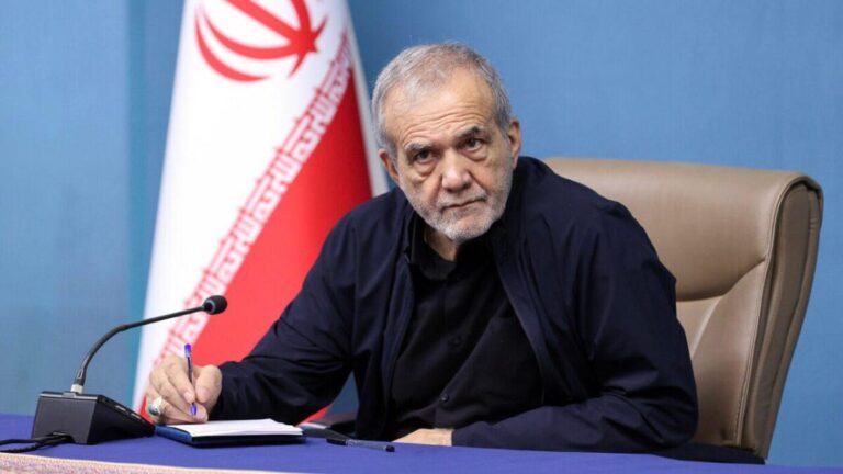 هشدار یا اعتراف به ترس؟ خوانش تازه از پیام رئیسجمهور ایران هشدار یا اعتراف به ترس؟ خوانش تازه از پیام رئیسجمهور ایران