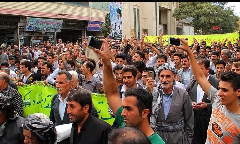 سرکوب کردهای ایران؛ آمارهایی که نادیده گرفته میشود سرکوب کردهای ایران؛ آمارهایی که نادیده گرفته میشود