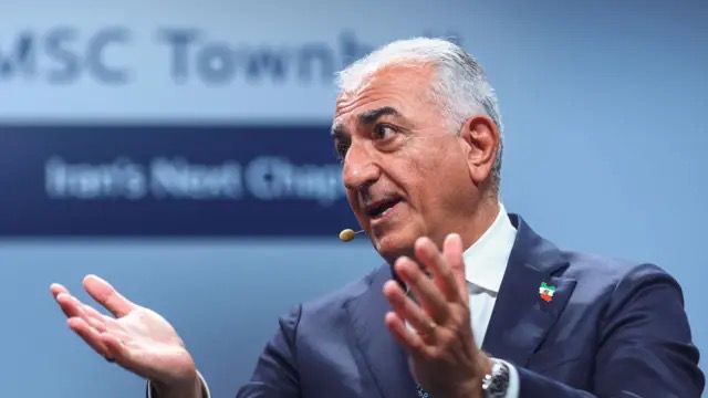 پیام شاهزاده رضا پهلوی به نظامیان چه معنایی دارد؟ پیام شاهزاده رضا پهلوی به نظامیان چه معنایی دارد؟