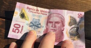 قدرت بی‌ثبات پزوی مکزیک به کدام سو می‌رود؟