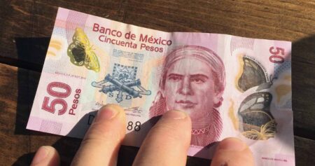 قدرت بی‌ثبات پزوی مکزیک به کدام سو می‌رود؟