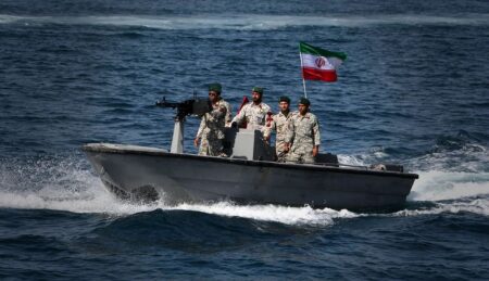 امنیت تنگه هرمز؛ نان گران می‌شود؟