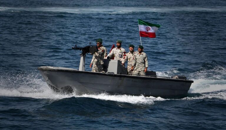 امنیت تنگه هرمز؛ نان گران می‌شود؟