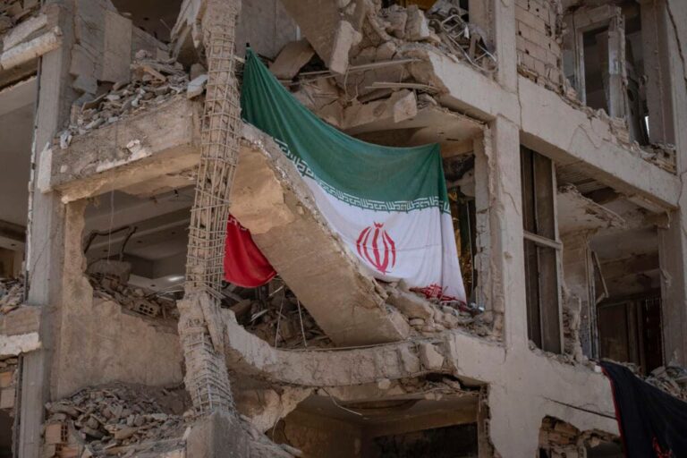 نابودي میراث فرهنگی؛ ایران سوخت!