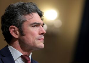 استعفای جو کنت؛ زلزله در واشنگتن!