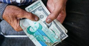سقوط تومان ایران تا کجا ادامه دارد؟