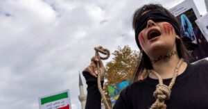 خانواده محکومان به اعدام ایران هشتگ نجات‌بخش؟