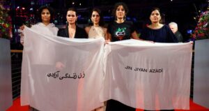 چه چیزی سینمای ایران را متفاوت می‌کند؟