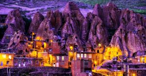 روستای کندوان؛ مردم داخل سنگ زندگی می‌کنند؟