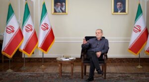 مجتبی خامنه‌ای و پزشکیان؛ چه گذشت؟