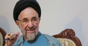 خاتمی و عبای فیروزه‌ای؛ بازگشت؟