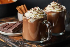 هات چاکلت غلیظ خانگی؛ راز طعم کافهای